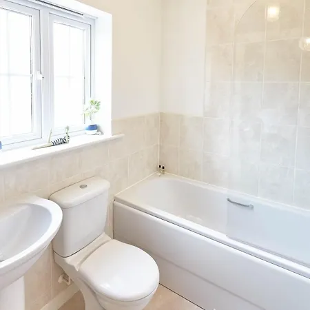 Host&stay - Coach House Retreat *