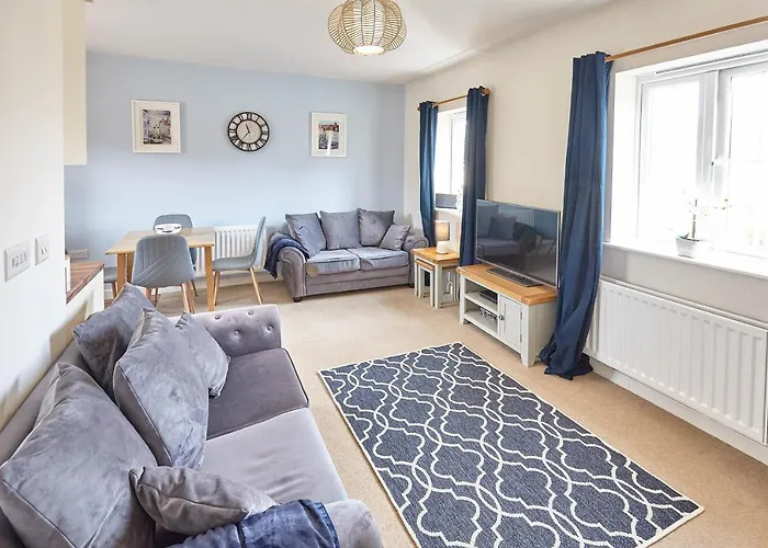 Host & - Coach House Retreat