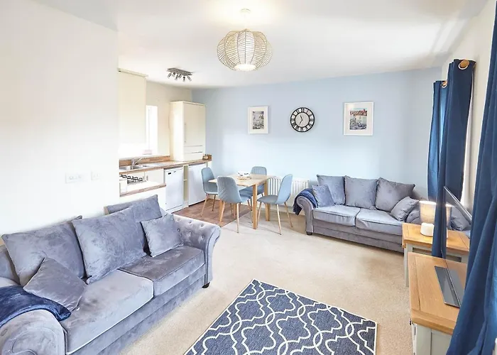 Host & - Coach House Retreat * Whitby